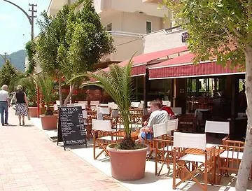 Ayhan مرمريس